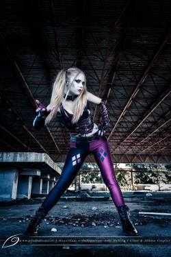 cosplayhotties:  • Florencia Sofen as Harley Quinn [ Batman: Arkham City Costume ] DC Comicswww.facebook.com/ClintJillianCosplay 