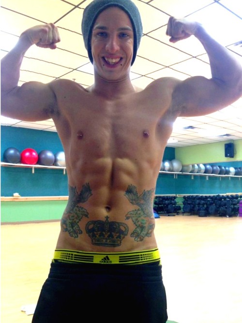 cuteguy-nicemuscle:  gym-punk-jock-nerd:  TEEN  LEAN GYM RAT  x