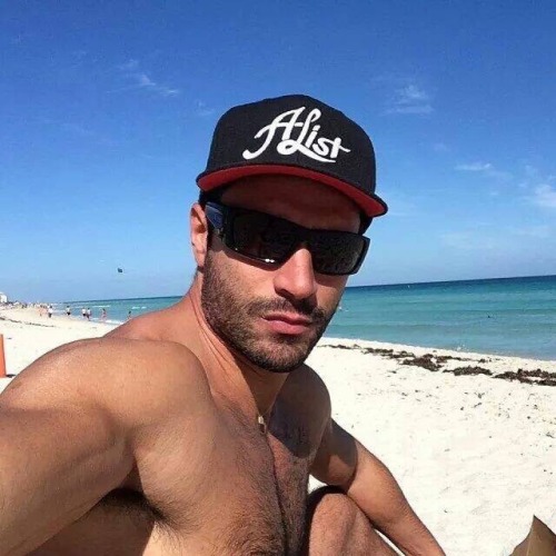 A Collection of Handsome, Masculine, & Sexy Men