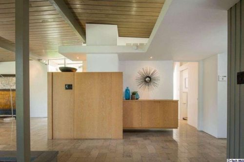 2,145,000/4 br/2100 sq ftbuilt in 1961 Pasadena, CA