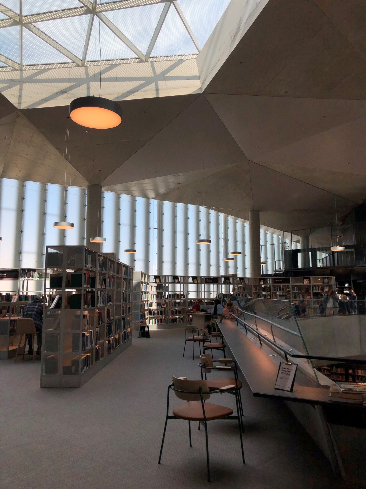 zzz : oslo’s new Deichmanske library is HEAVENLY. i’m a...