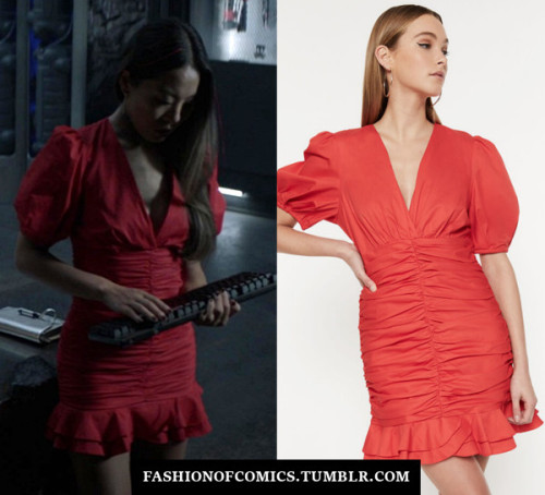  WHO: Nicole Kang as Mary HamiltonWHAT: Bardot The Amie Dress in Flame Orng - $139.00WHERE: Batwoman