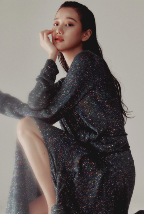 femadols:April Naeun✧ W Korea Magazine March 2021 Issue 