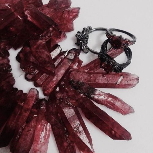 venicepeter: ↳ 1k celebration // wandanat for @zeiniknina