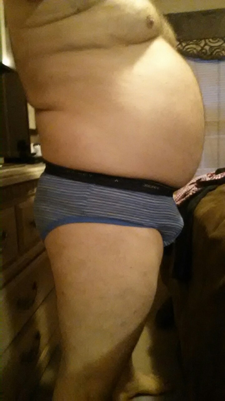 megabaerchen:  kayoshin:  boxermann:  Jockey low rise briefs today  Nice man   Geiler