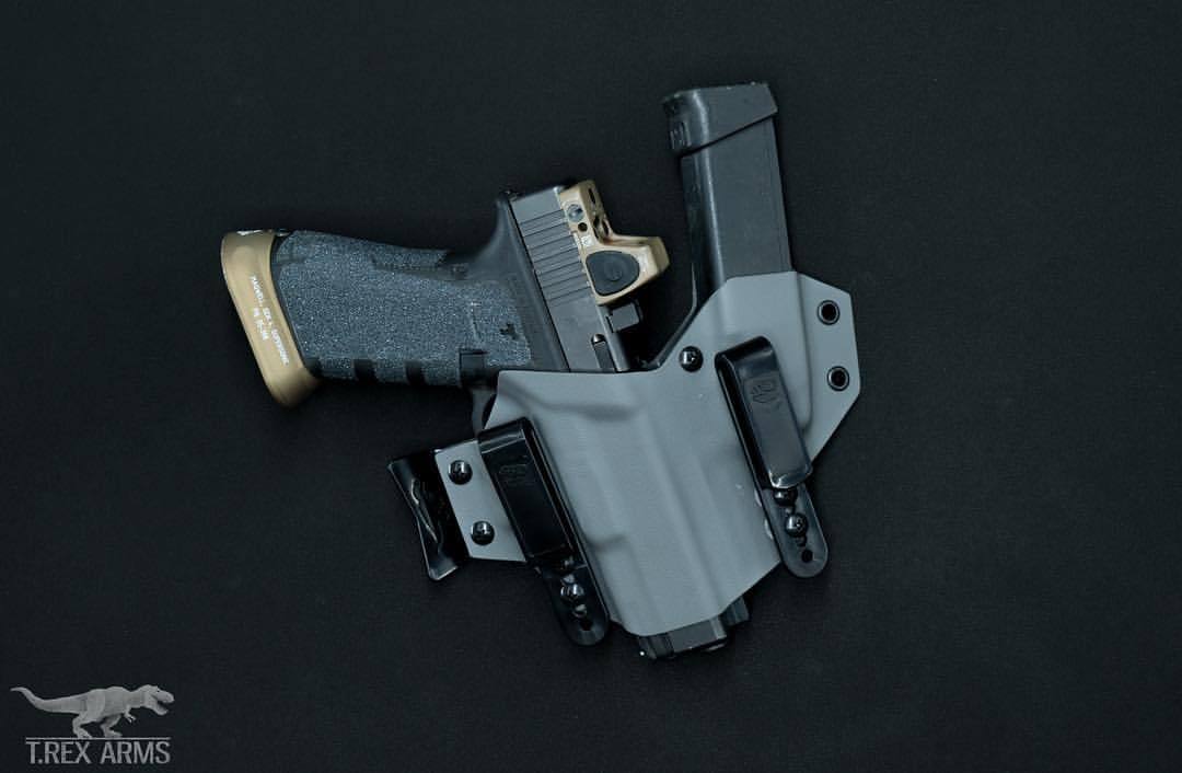 T.REX ARMS — Sidecar fitting a kitted Glock 22. With a regular