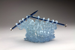 relativelyfunctional:  sixpenceee:  Seattle-based artist Carol Milne fabricates flowing glass sculptures that mimic the delicate patterns of knit yarn. Contrary to the assumption that Milne has super-human ability to knit strands of molten glass by hand,