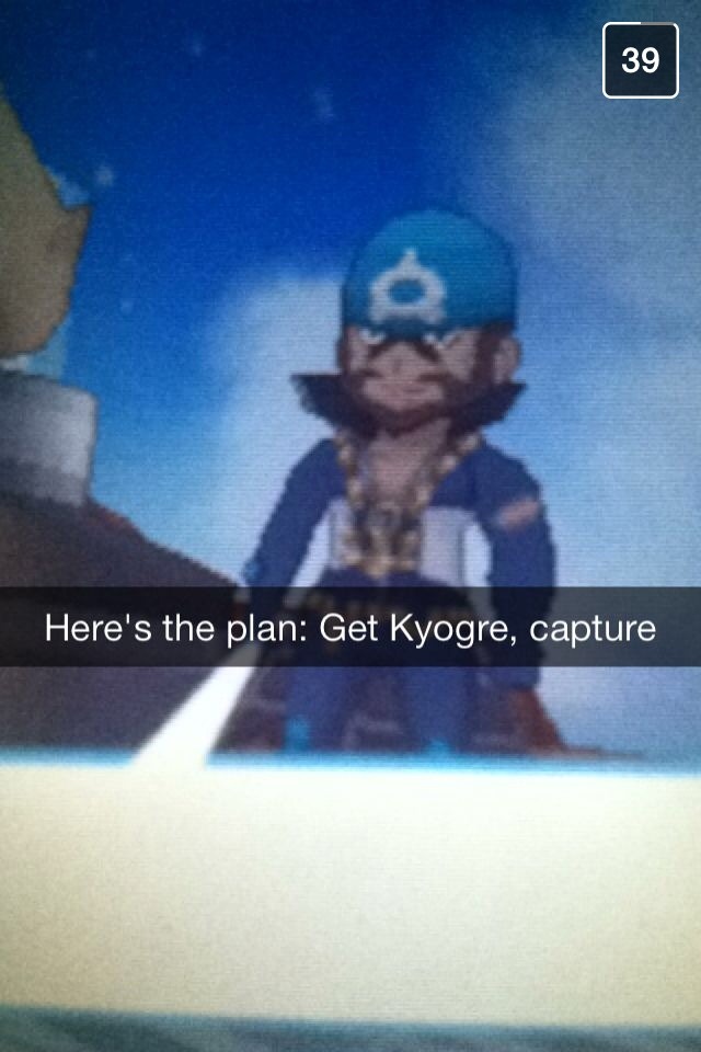 lonelyumbreon:  Take snapchat away from me 