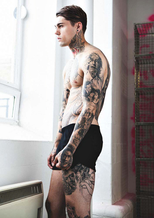 notsafeforpublictransportation:  Stephen James (by Darren Black)