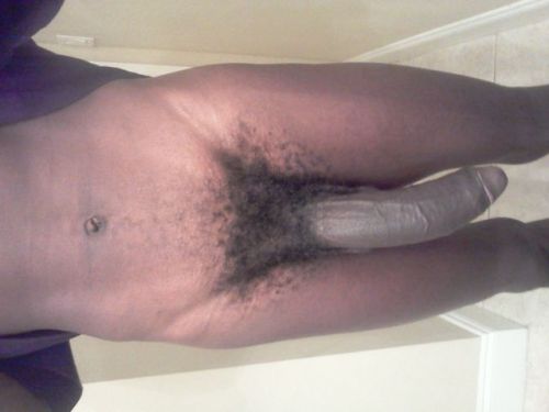 codylane82:  theconsolidator:  shit-gets-real-when:  2013 Tha REAL Mandingo….13 inches of DICK on a 23 year old.    Oh my  Sigh me up…