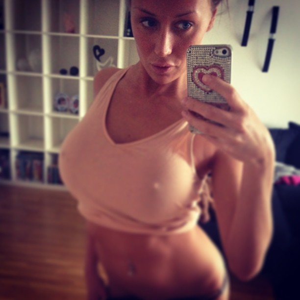 amateur-implant-pics:  stinawenglermodel