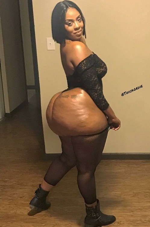 thickordie:  Damn..#Supadridri….#Natural #thickness #beautiful #tagafriend #follow4like #organic #dumbthick #booty #ass #gorgeous #Turnup #damn #wow #thicker #baddie #like4like #pool #poolside #swimmer #wow #edibles #cameltoes #thong #body #fitness