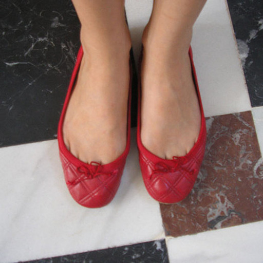 deeper-dark-perversion:  Cute ballet flats with just a little of toe cleavage.