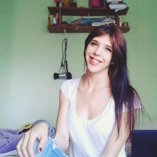 —Si te quieres ir vete, nadie te lo prohíbe... —Desátame.