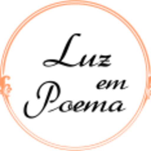 Amar é ver a alma do outro nua e, por tudo o que se vê, apesar de tudo o que se vê, manter o olhar encantado e cuidadoso. O amor não precisa vestir motivos. Ana Jacomo.