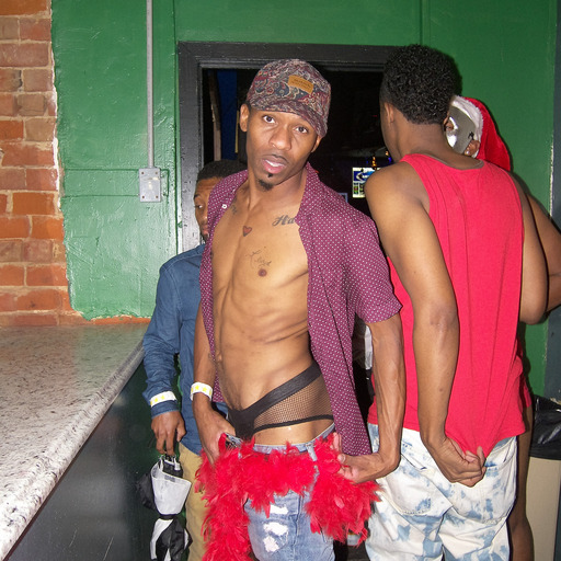 kingdre022:  I need a shorty to come fuck me like that with a