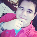 Ele pensava nela. Ela pensava nele. Ninguém sabia disso.