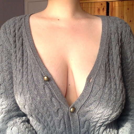 bralessonly:    Like braless women ? Follow http://bralessonly.tumblr.com/ to get new photos and videos every day … :)     Out of this world. Mmmm