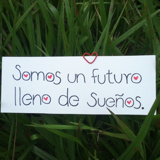 “Una mujer inteligente besa, pero no ama; escucha, pero no cree, y se va antes de que la dejen.” - Marilyn Monroe."