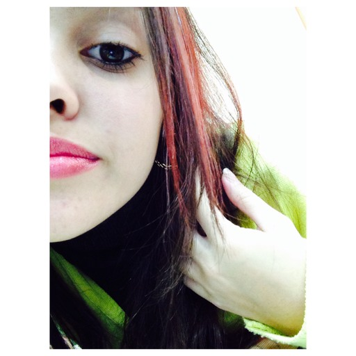 DO MESMO JEITO QUE ALGUÉM TE MANDA “KKKK” SEM ESTAR RINDO. ELE PODE TE MANDAR “EU TE AMO” SEM TE AMAR.