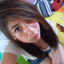 sonrisa-de-miel:  Quiero mandar a todos los weones a la mierda :) y beber y beber …  reblogueo solo por lo alcohólica que eres xD