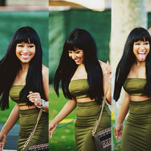 XXX slay-me-nicki:  WHY AM I SO WEAK AT THIS  photo