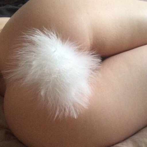 callmelovebuni:  Fuck I’m horny! reblog adult photos