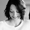 bouncystrawberries:  wildthestral:  Ellen reading 50 shades of Grey!  haha oh man,