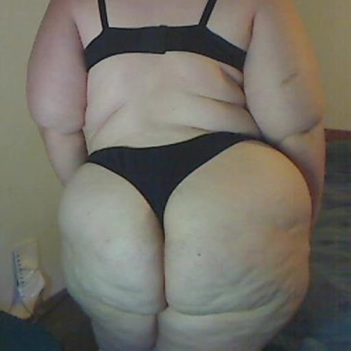 bbwgoddessanna:  Sexy BBW Ass Tease with porn pictures