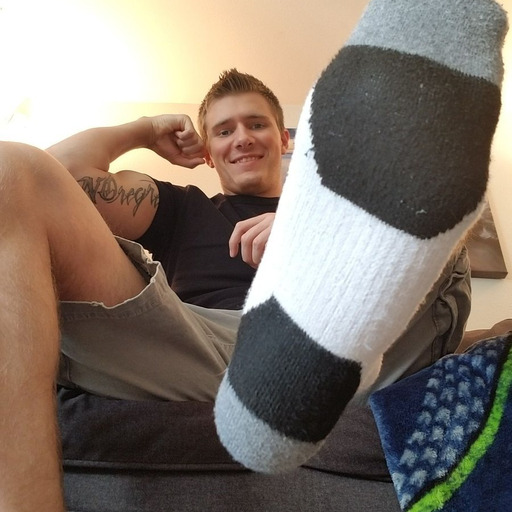 alpha-derrickcage:How much of this size 12 can you fit down your