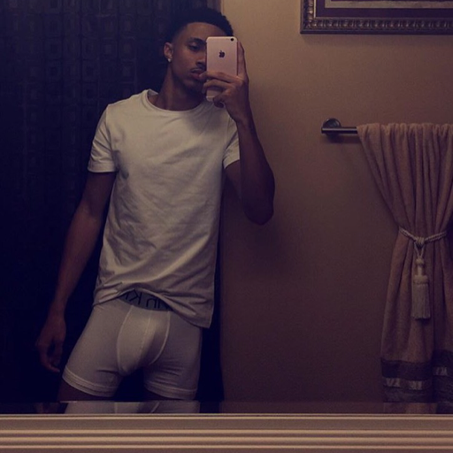 dachocolatefactory:  getitboi:  big dick & he cute!  IG @His_Royal_Highness 