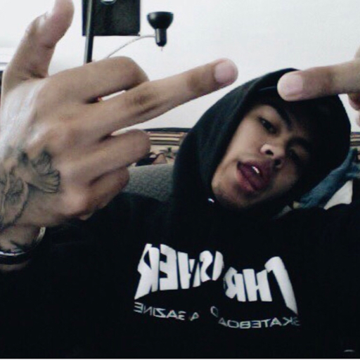 ohdangitsmeganx3:  ivanlouie:  loool for fun tho. teeeeaser. http://aaronedrada.tumblr.com/ http://whadupjamieboy.tumblr.com/ http://ivanlouie.tumblr.com/  fuckers. TOO BAD I LOVE YOU BOTH <’3  Jamieboy gunn get more famous… haha