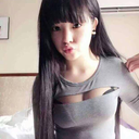 mango-keke:  天气冷，披件外套，开暖气，下面黑丝开档，哈哈哈 ，不要命啦~~emmmmmm~这么卖力客官们多转发转发呗