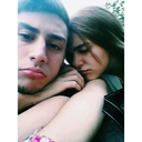 Soy una chica, no toques mi cabello, cara, teléfono o novio.