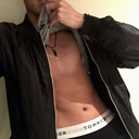 Reblog si no tienes novia o novio.