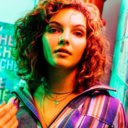 camrenbicondova:  When he tells you to turn around, but says the pretty round thing looks good.  She is so hot I want her to have  my babies