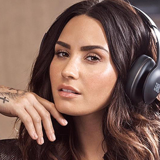 CONFIRMED: Demi Lovato’s new single is called “Cool For The Summer” and will be released next week