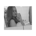 allblvvckeverything:  Mittelfinger hoch! Eines seiner besten Lieder! Danke Ben für