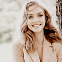amandamseyfrieddaily:  @mingey: #SeveralSaturdaysAgo #HeWoreAShirt 