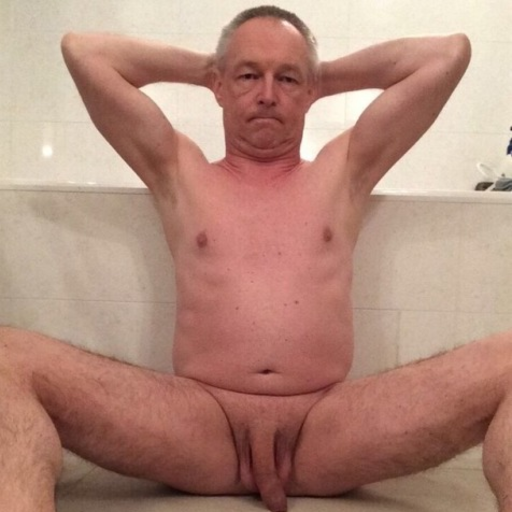 XXX wetpantsandbriefs:  gay-kinky-life:    pissing photo