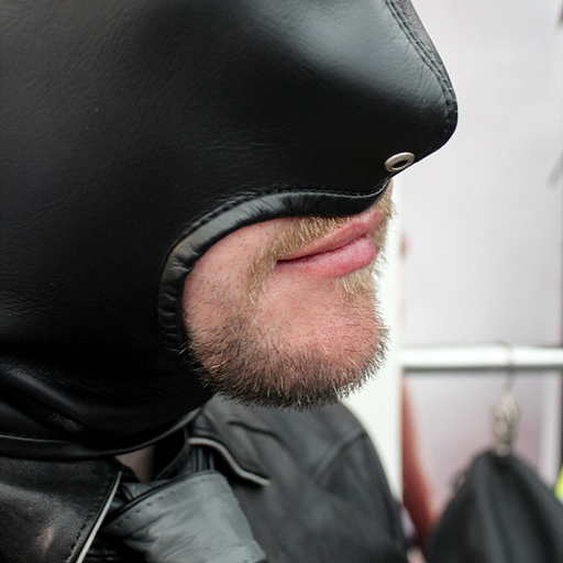 freavebond:When @pupfidget1991 tried to escape (spoiler: #fail)