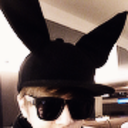 scribblenote:  Leo congratulates his MBLAQ appas  AHDGSDGASDJA SOBBING BECAUSE HE