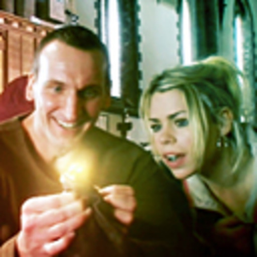 thedalektables:  «“Languages are limited to expression of concepts its engineering culture understands. And love…“ [The Doctor] breathes it out almost absently, but still [Rose] turns, at attention. “It seems so small, doesn’t it? Encompasses