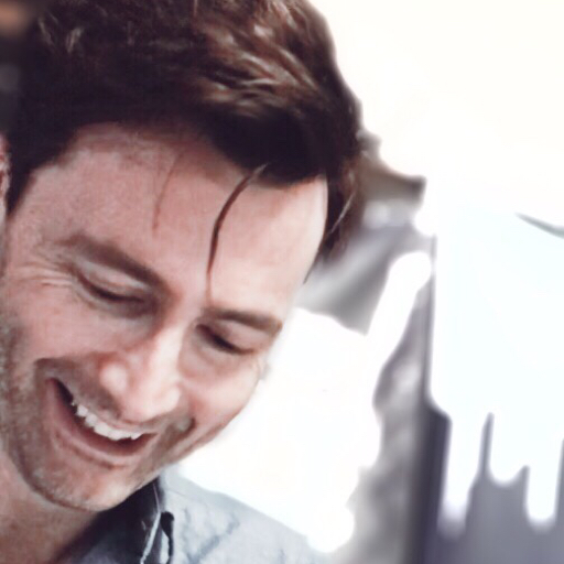 faggghaggg:  the-plant-shouterer:  emmettcarverssoulmate:  DAVID WHAT IS THAT NOISE THAT YOU ARE MAKING LMAO    #david tennant key smashes with his mouth  @billiejoecumberbatch perfect    Just watched this interview for the first time.  Talking about