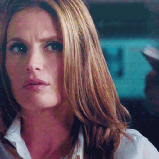 agent-beckett-dunham:  OMG the Fringe Fandom is like the most motherfucking Fandom ever.  I just love them. 