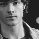 sammyslittlelullaby:  When Tom came on stage first time he just stuck his tongue
