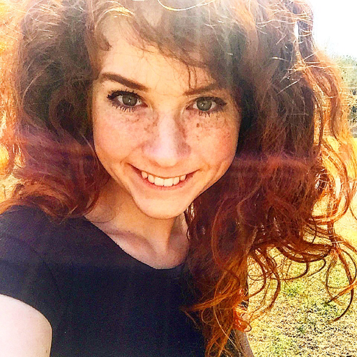 lovelyardie:Was feeling cute yesterday before my stream!