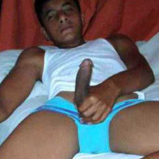 mexicanitoshot:  A que pinche rico  GIVE ME THAT DICK AND THEN THAT DRIP!!!!