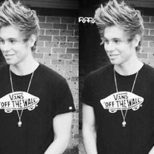 peppermikey:  krispykremecalum:  knowing you will never date your fav band member   why does this gif even exist
