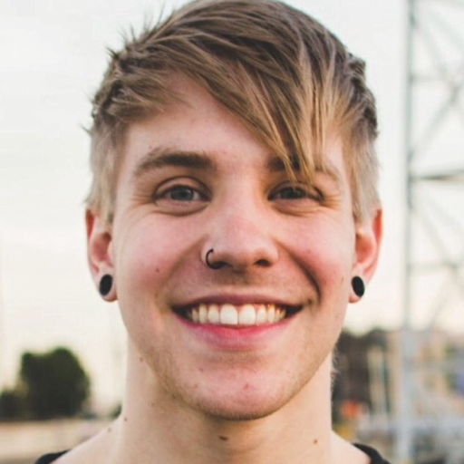 Porn piercethejanoskians:  veeoneeye:  pattywalters: photos